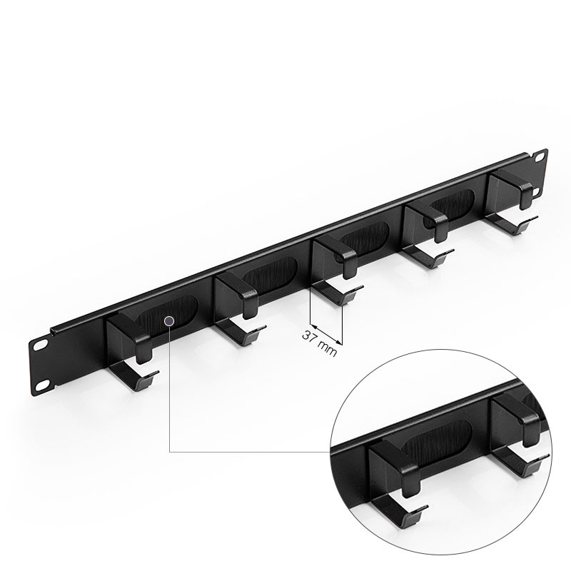 Keline 19&rdquo;-os f&eacute;sűs f&eacute;m patch rendező panel 37 mm-es gyűrűkkel
